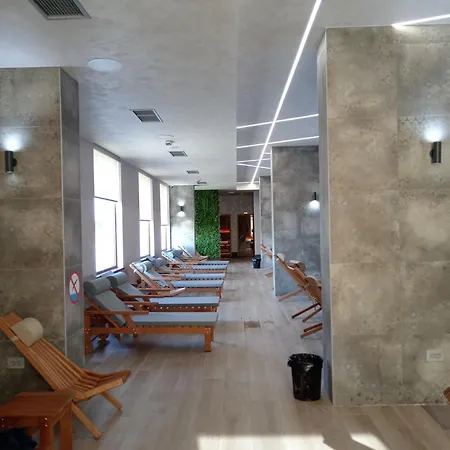Silver Hills Wellness & 公寓 兹拉蒂博尔